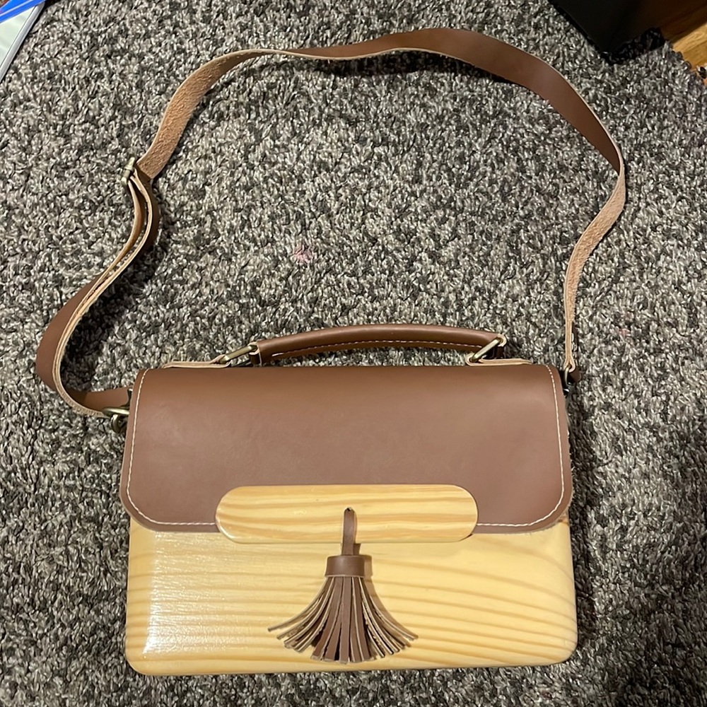 “Woodview” wood crossbody bag like new. Never used